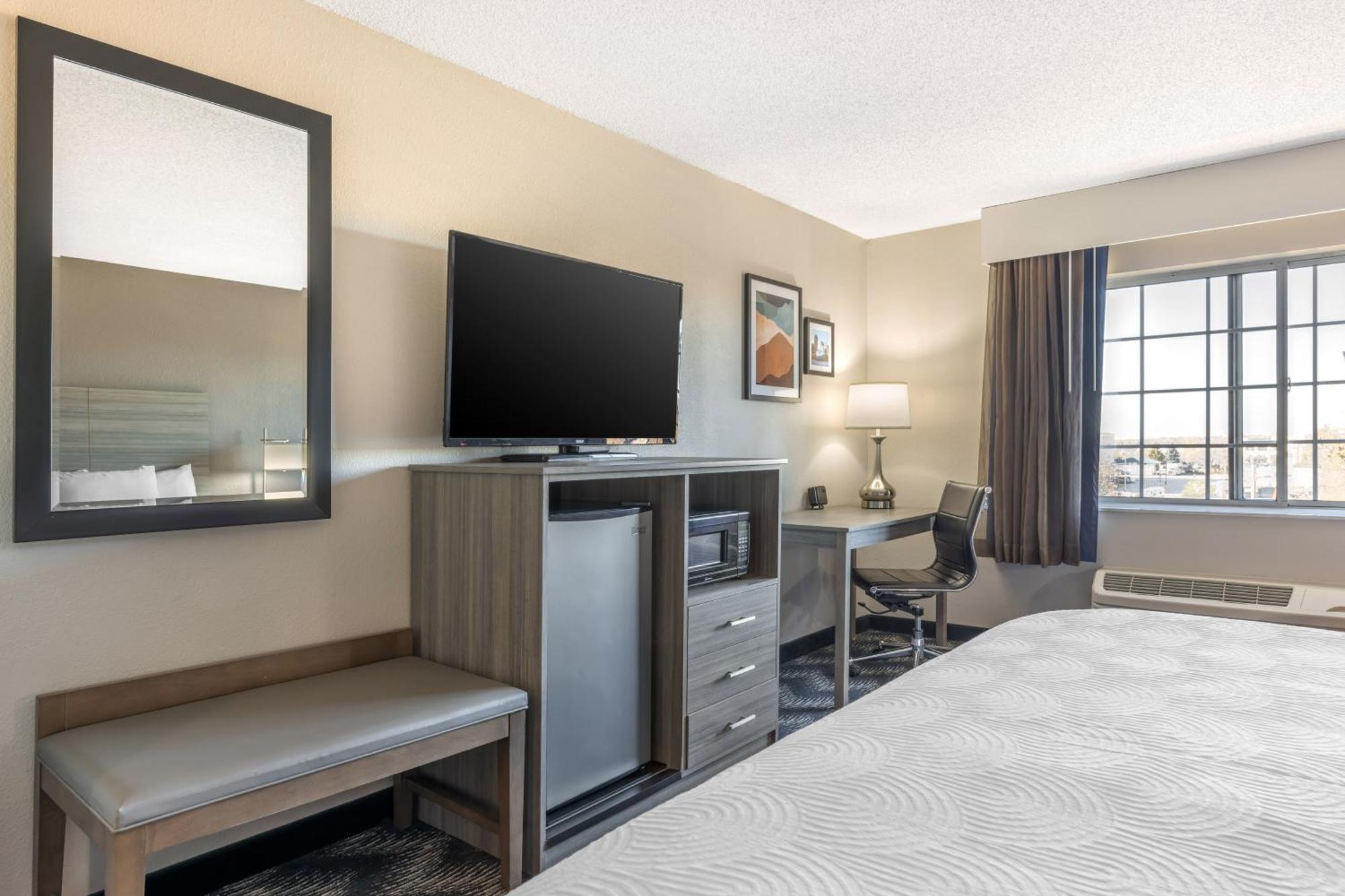 Country Inn & Suites By Radisson Bolingbrook, I-55 Eksteriør billede