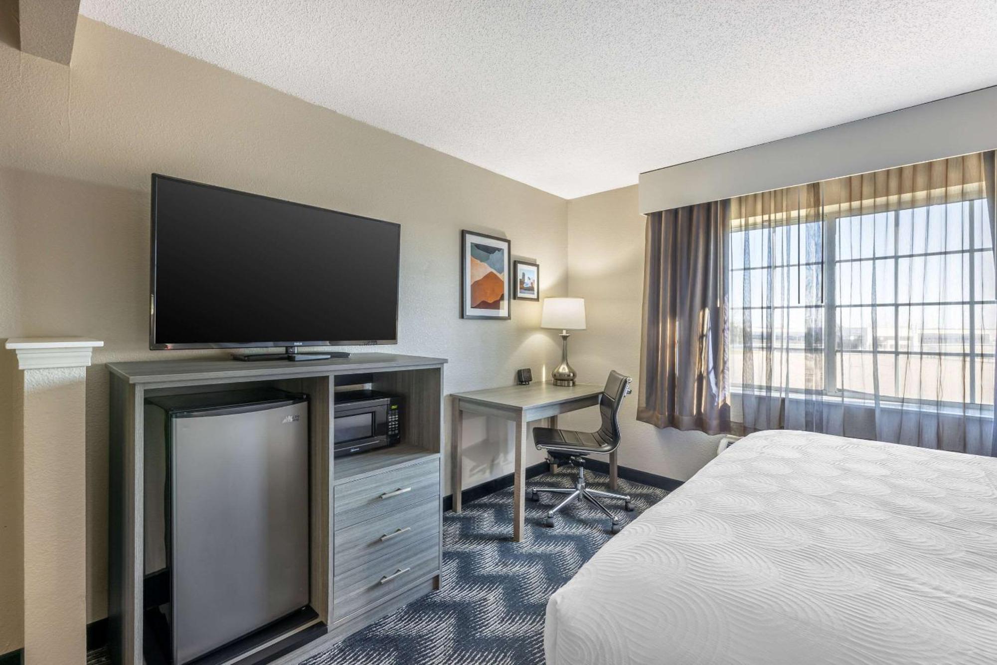 Country Inn & Suites By Radisson Bolingbrook, I-55 Eksteriør billede