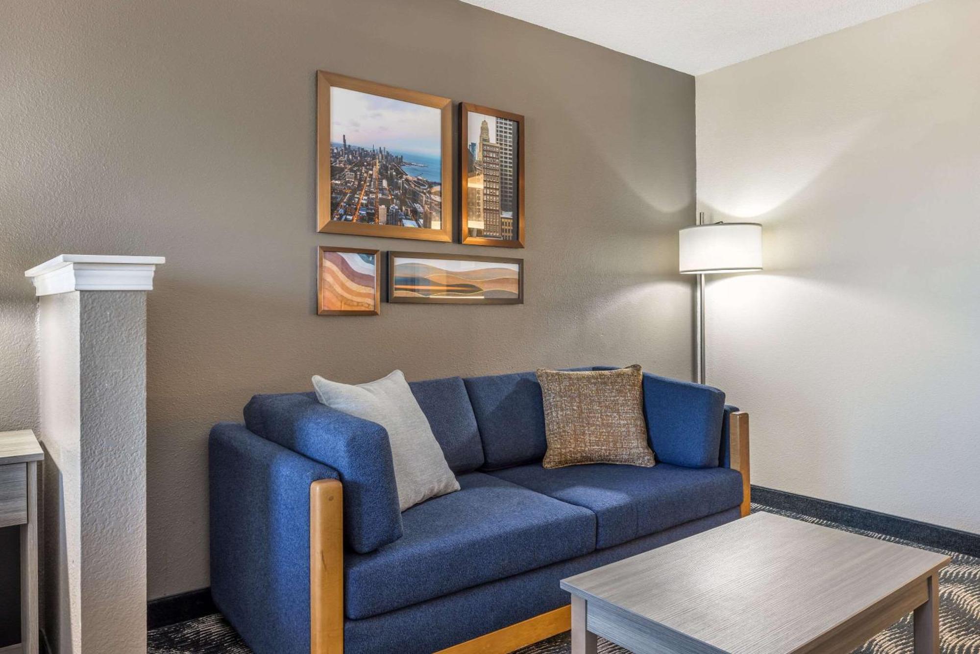 Country Inn & Suites By Radisson Bolingbrook, I-55 Eksteriør billede